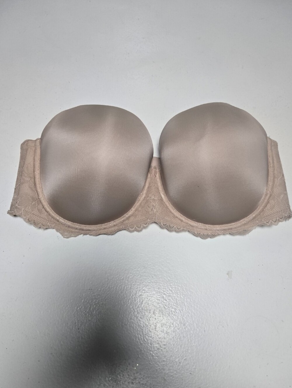 Torrid Tan Nude Colored Bra With Lace Accents Casual Chic Size 40F